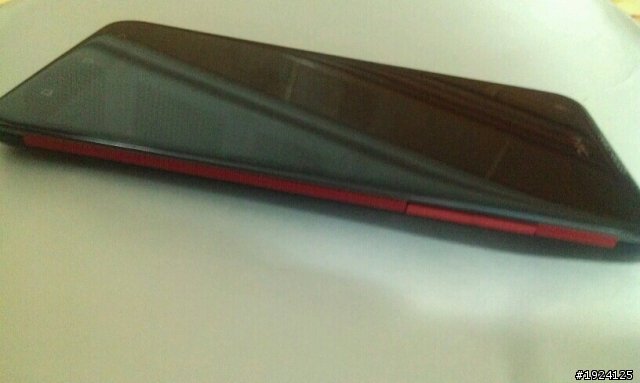 HTC Droid X leaked, features 1080p HD screen