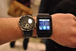 Should You Buy an Android Smart Watch?