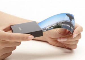 Samsung Announces a Flexible Display that is Thinner, Lighter, and More Flexible Than Any Other Smartphone Screen Ever Made