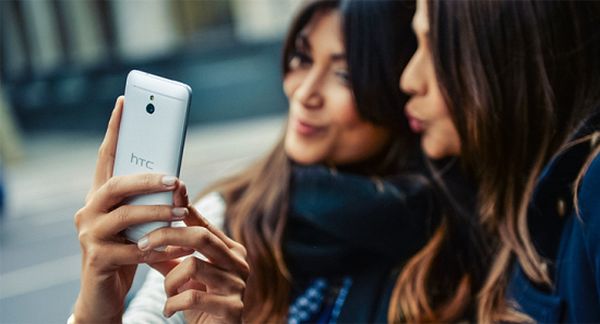 HTC-One-Selfie