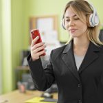 Call Recording on iPhone and Android: Features, Limitations, and Solutions